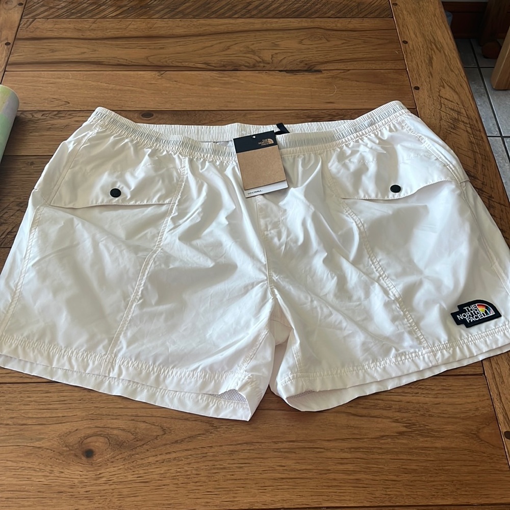North Face Women’s Shorts. NWT
